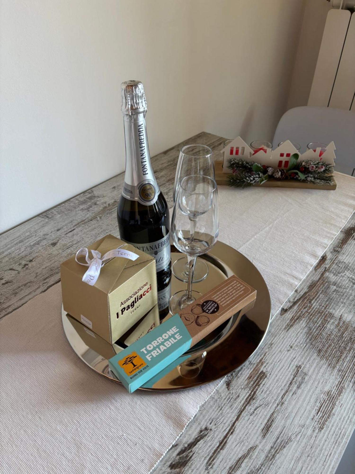 Appartamento Aryhouse Terni Esterno foto